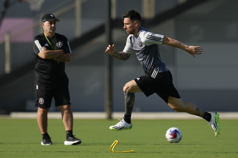 El DT 'Tata' Martino y Messi se reencontraron en Inter Miami, tras Barcelona y la selección argentina