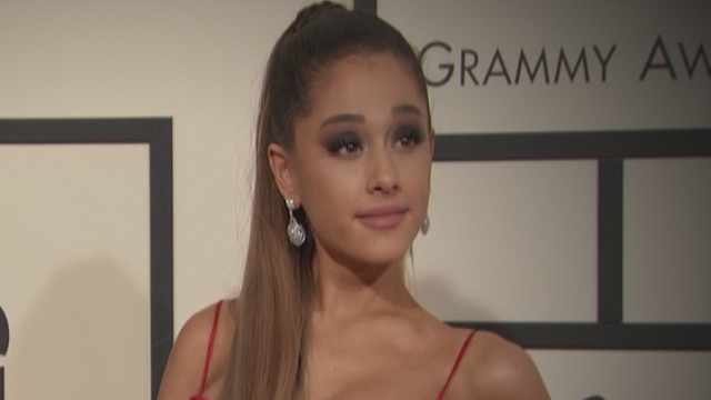 Exclusive Ariana Grande Is An Emotional Mess Cant Talk About Her Next Performance After