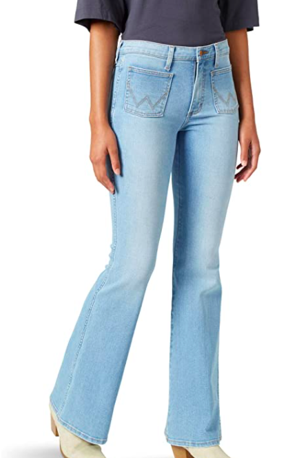 Wrangler Women's Patch Pocket Vintage Flare Stretch Jean