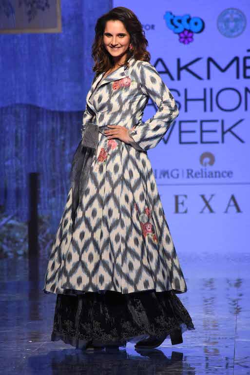 Sania Mirza looks radiant as she walks the ramp at LFW