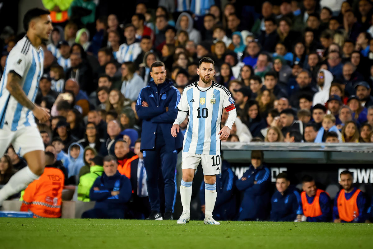 Scaloni Contemplates Lineup Change for Argentinian National Team