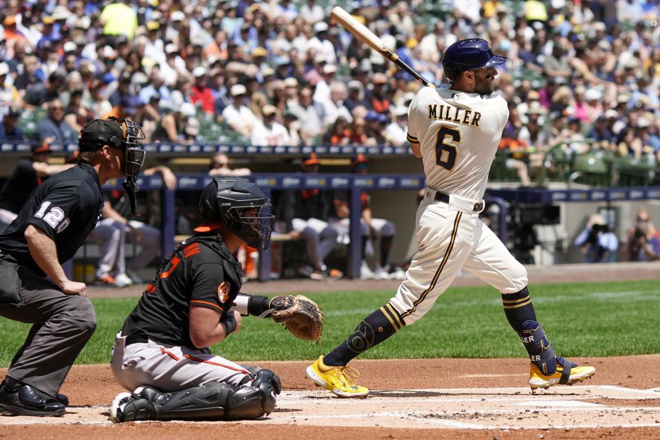 Milwaukee Brewers' Owen Miller hits an RBI single during the first inning of a baseball game against the Baltimore Orioles Thursday, June 8, 2023, in Milwaukee. (AP Photo/Morry Gash)