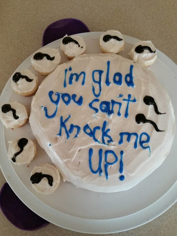 The day before her husband's vasectomy appointment, Amber Cole made him&nbsp;this funny cake. (Photo: Amber Cole)