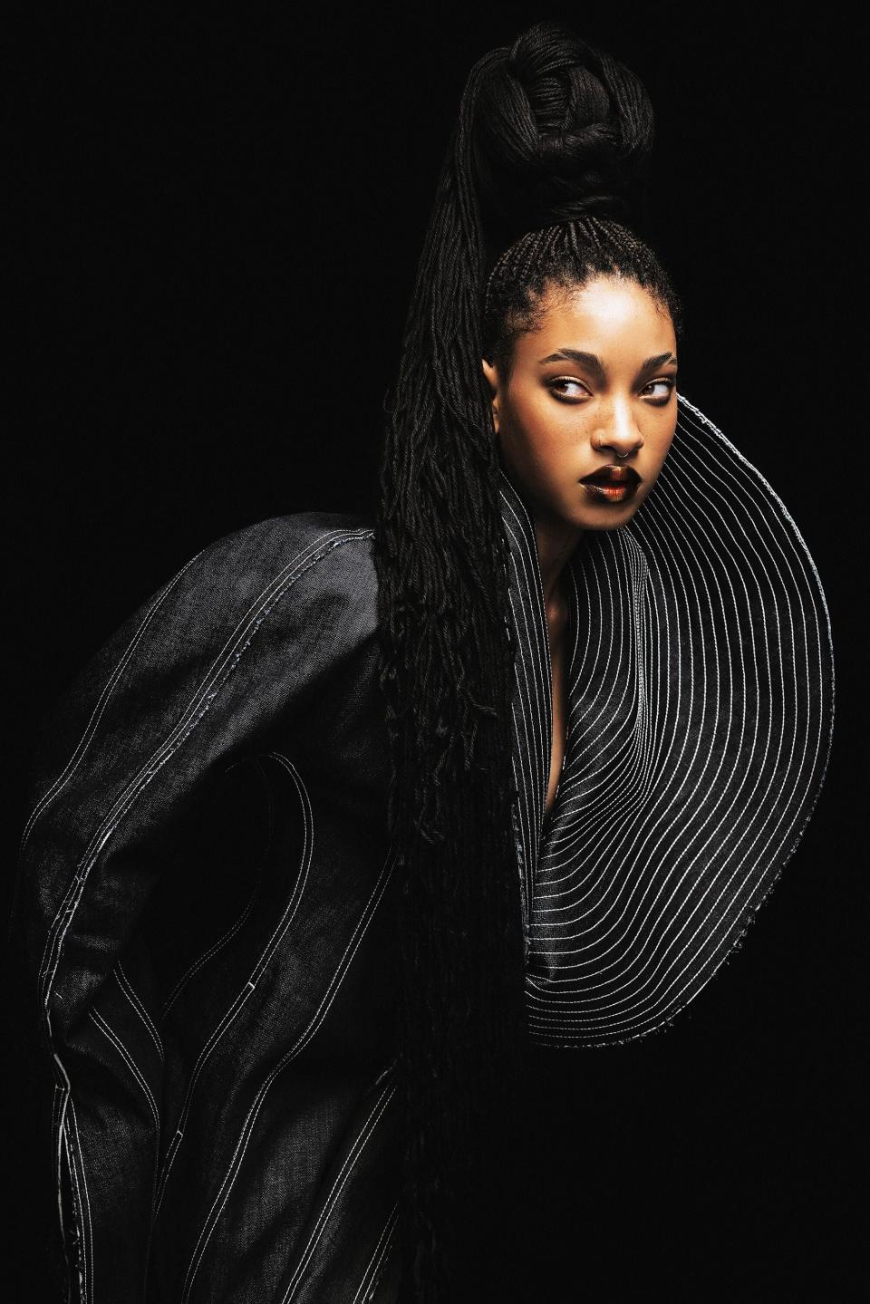 <h1 class="title">Willow Smith Braid Sculpture Allure Cover</h1><cite class="credit">Photographer: Zhong Lin; Stylist: Shiona Turini; Hair: Vernon François; Makeup: Raoul Alejandre; Set Design: James Rene; Manicure: Emi Kudo; Production: t • creative; DP: Jesse Lee</cite>