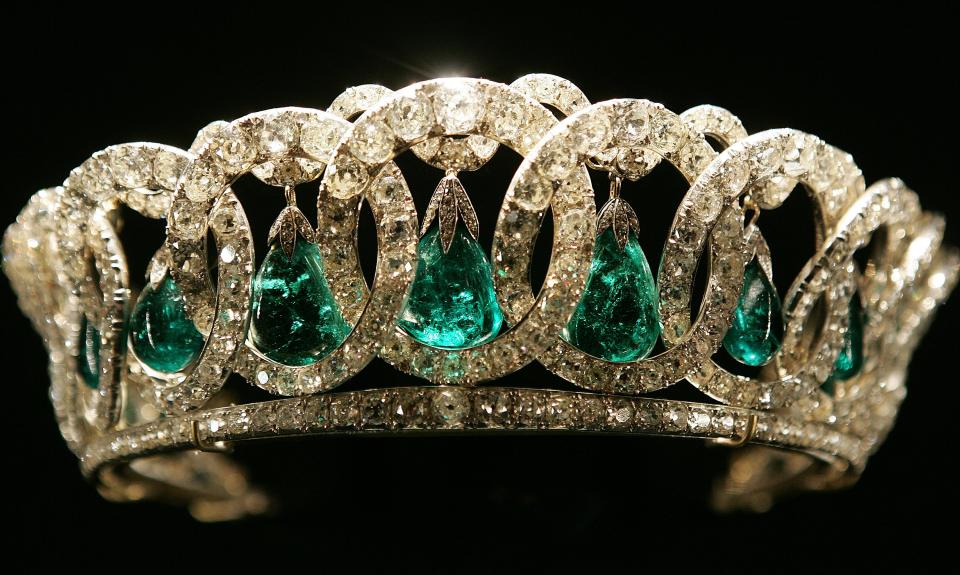 The Grand Duchess Vladimir Tiara can now be worn three different ways