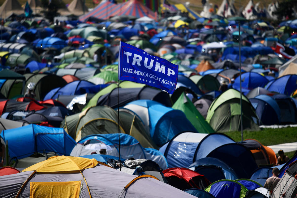 <p>A flag flutters at Worthy Farm in Somerset for the Glastonbury Festival in Britain, June 21 2017. (Photo: Dylan Martinez/Reuters) </p>