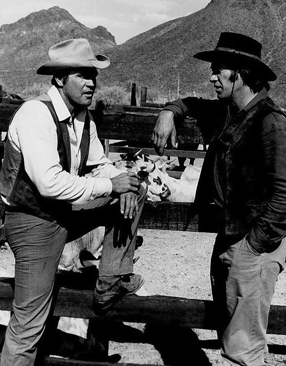 Lee Majors and David Carradine