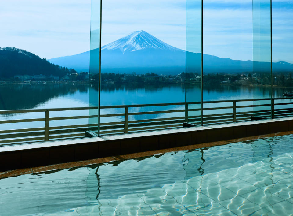 日本旅遊｜河口湖6大住宿推介！河口湖第一排特等席、富士山絕景溫泉、豪歎A5級和牛涮涮鍋