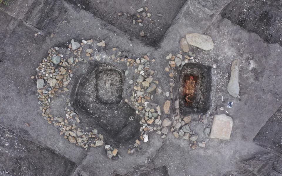 A Yamnaya grave of a horse rider discovered in Malomirovo, Bulgaria. - Michał Podsiadło