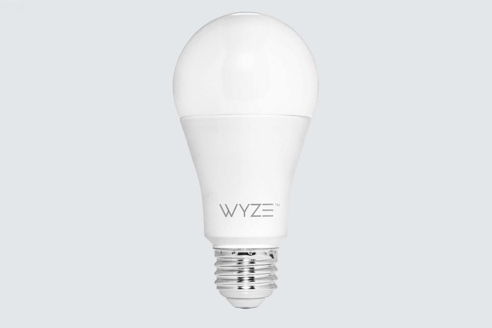 Wyze Labs WLPA19 White Smart Bulb