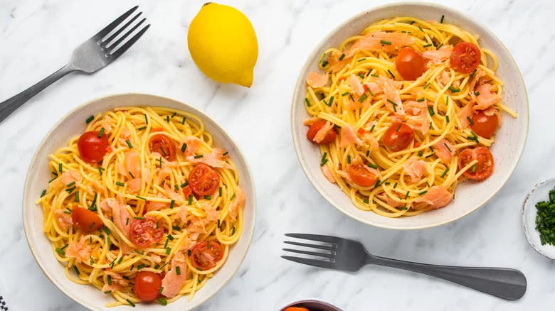 smoked salmon pasta