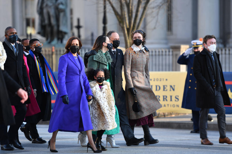 <p>The Harris family also looked like they were enjoying the walk.</p>