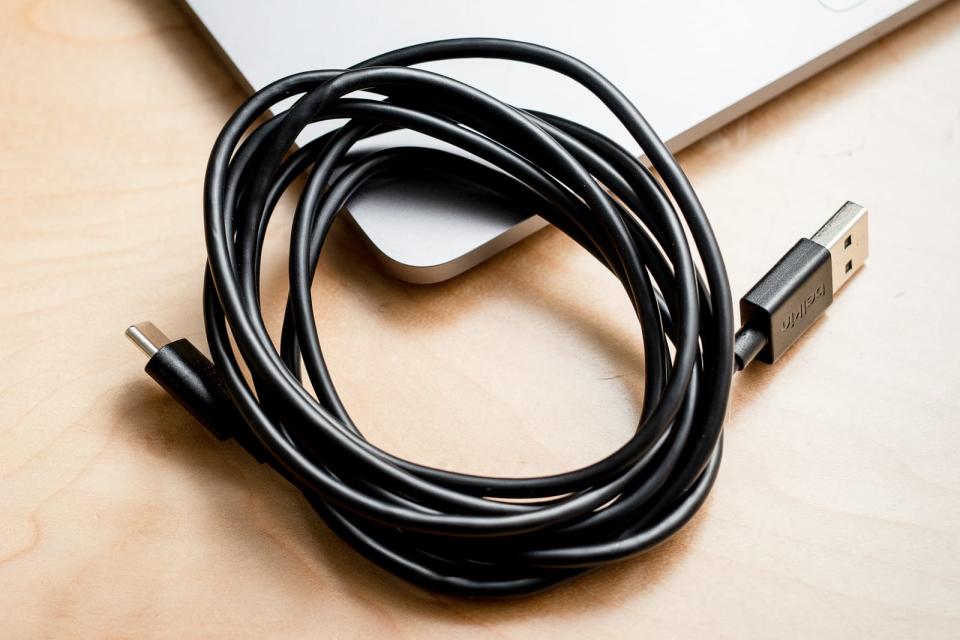 USB-cables and adapters