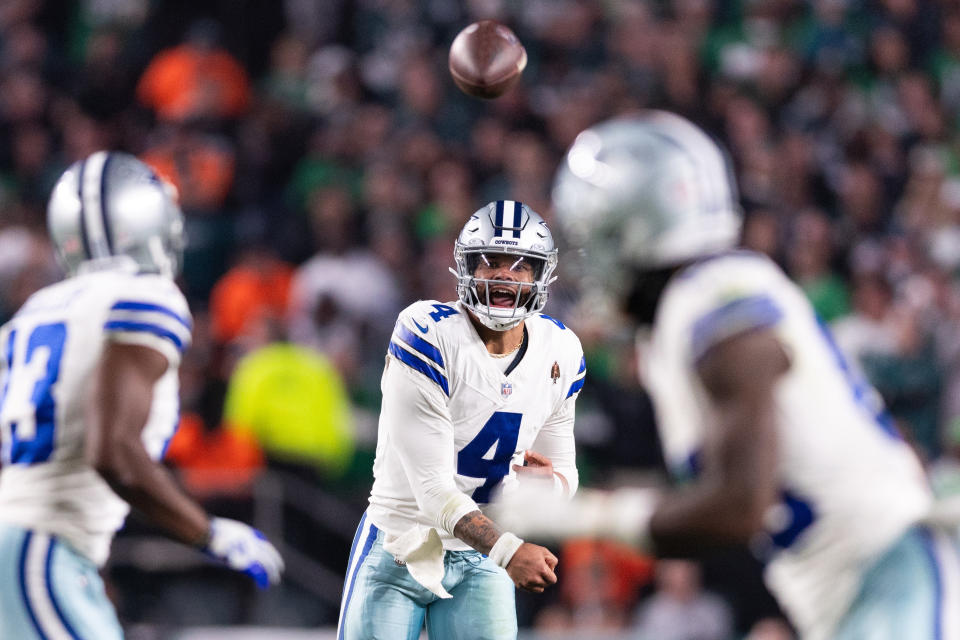 Nov 5, 2023; Philadelphia, Pennsylvania, USA; Dallas Cowboys quarterback <a class="link " href="https://sports.yahoo.com/nfl/players/29369" data-i13n="sec:content-canvas;subsec:anchor_text;elm:context_link" data-ylk="slk:Dak Prescott;sec:content-canvas;subsec:anchor_text;elm:context_link;itc:0">Dak Prescott</a> (4) passes the ball against the <a class="link " href="https://sports.yahoo.com/nfl/teams/philadelphia/" data-i13n="sec:content-canvas;subsec:anchor_text;elm:context_link" data-ylk="slk:Philadelphia Eagles;sec:content-canvas;subsec:anchor_text;elm:context_link;itc:0">Philadelphia Eagles</a> during the second quarter at Lincoln Financial Field. Mandatory Credit: Bill Streicher-USA TODAY Sports