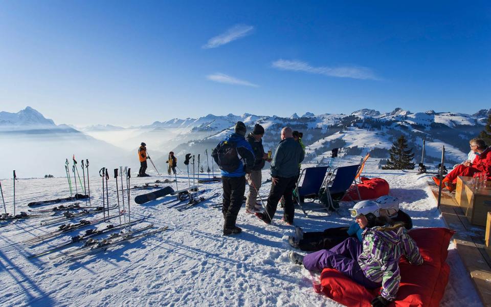 Snowboarding in Gstaad