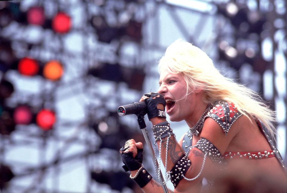 <p>Neil is best known for being the lead vocalist of Mötley Crüe, but has also released three solo albums.<br></p>
