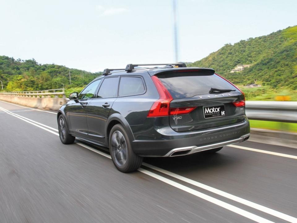 【企劃報導】大吹越野旅行風 Volvo V90 Cross Country D5 Pro