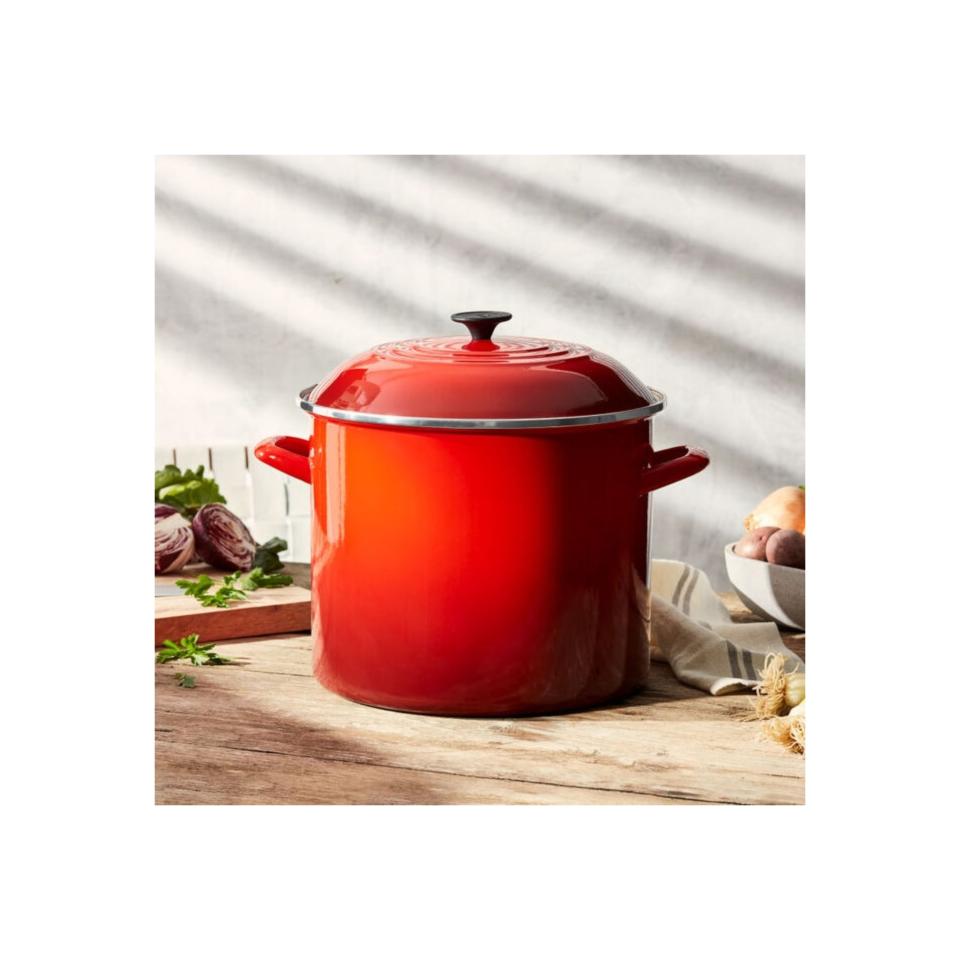 Le Creuset Mother's Day Gift Ideas: Here's How to Get Free Cookware