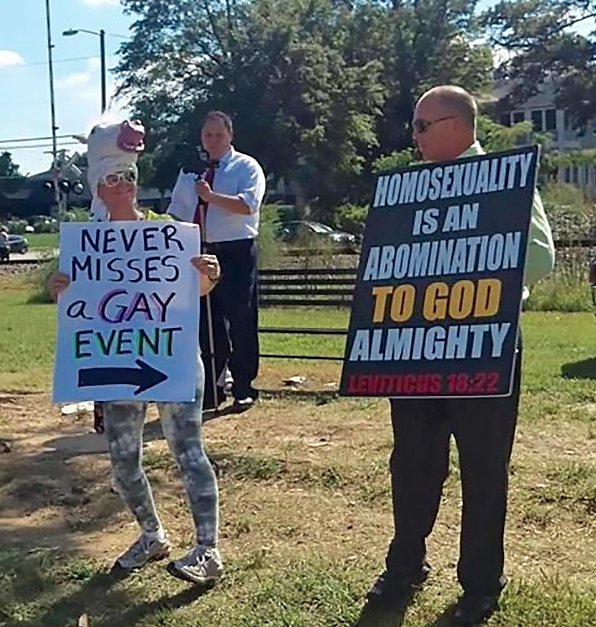 <p>Respuesta: “Él nunca se pierde un evento gay”. Foto: Reddit.com/uncouthsilence5 </p>