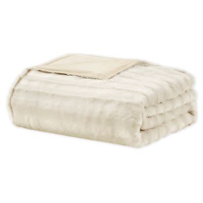 8) Duke Faux Fur Weighted Blanket