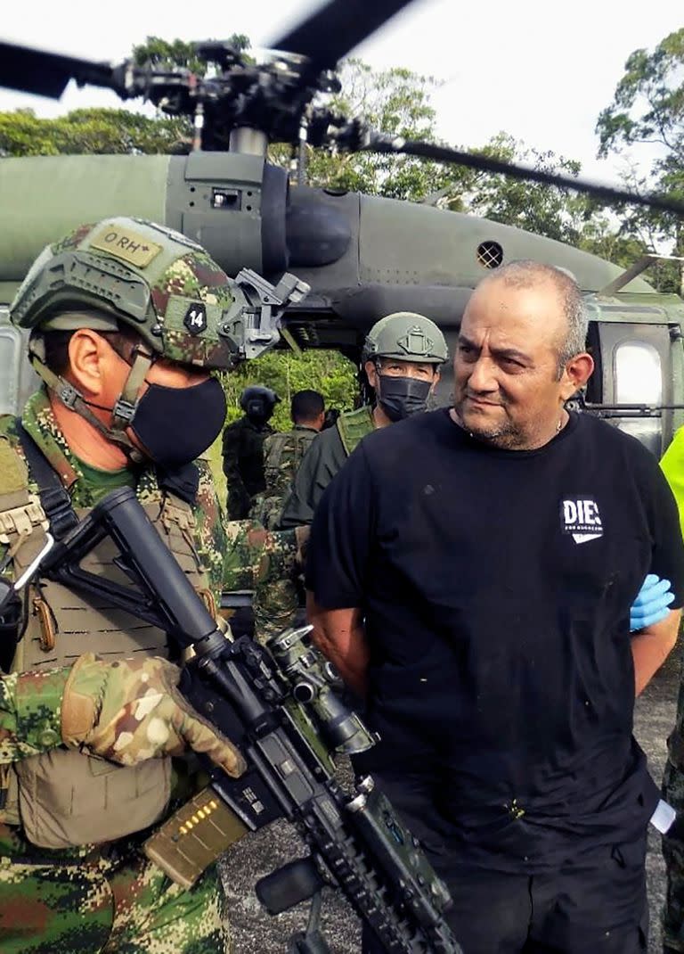 Dairo Antonio Úsuga, alias Otoniel, tras ser capturado en Necoclí (Photo by Handout / Colombian army / AFP)