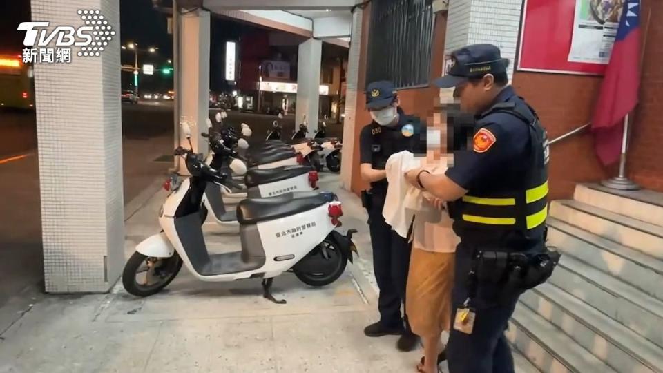 周姓女車手被警方移送法辦。（圖／TVBS）