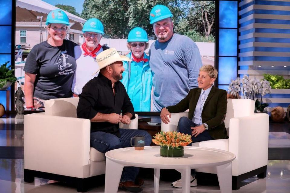 Garth Brooks and Ellen DeGeneres | Michael Rozman/Warner Bros.