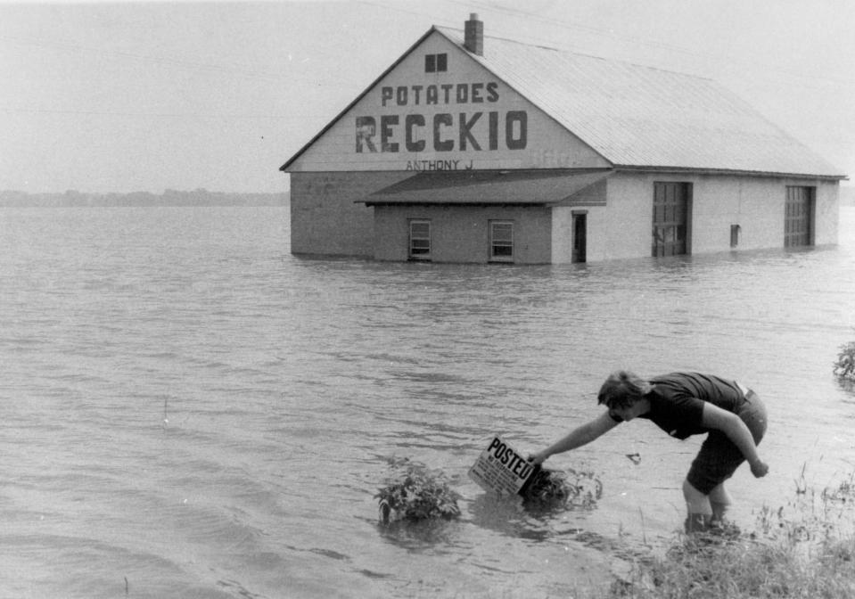 Flooding in the Wayne County town of Savannah in the wake of Hurricane Agnes in 1972.