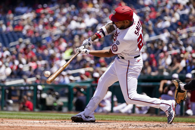 Dominic Smith's RBI single, 04/19/2022