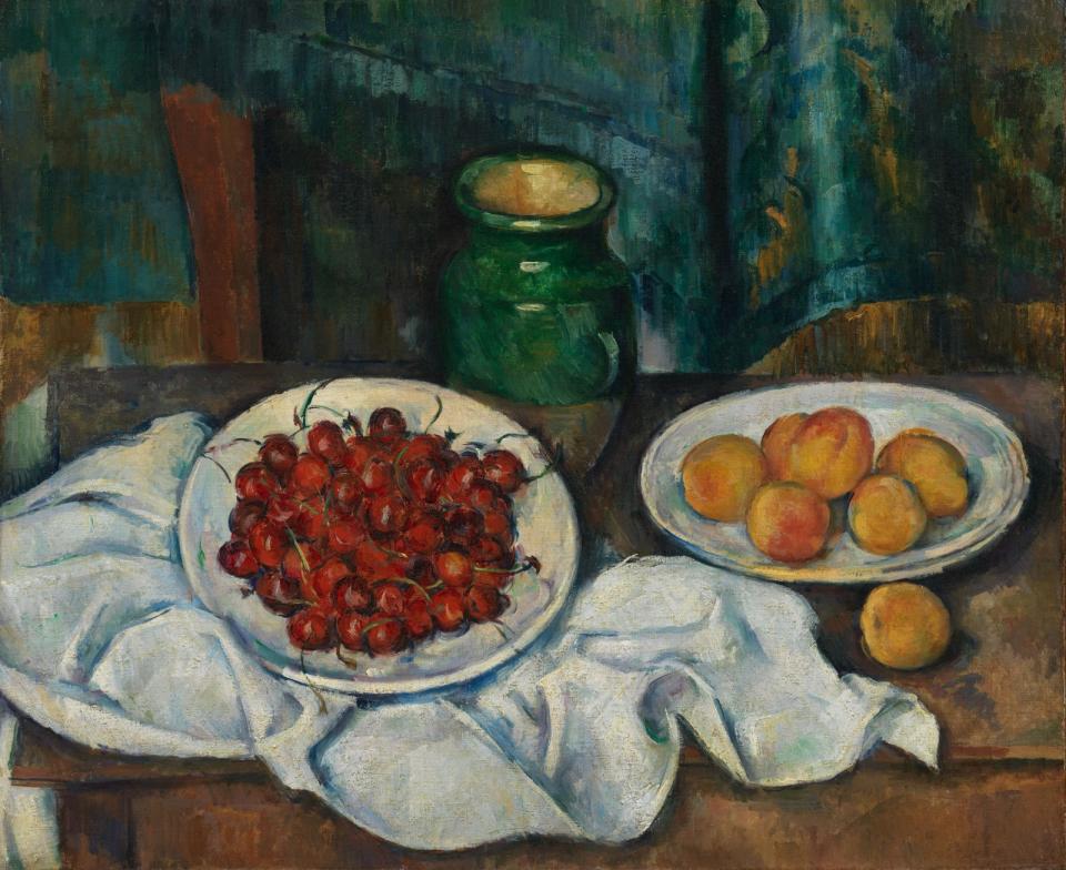 塞尚 (Paul Cézanne, 1839-1906)〈桃子與櫻桃的靜物畫〉，作於1885-1887年，油畫畫布，50 x 61 cm，Los Angeles County Museum of Art, Gift of Adele R. Levy Fund, Inc., and Mr. and Mrs. Armand S. Deutsch, photo © Museum Associates/LACMA。富邦提供