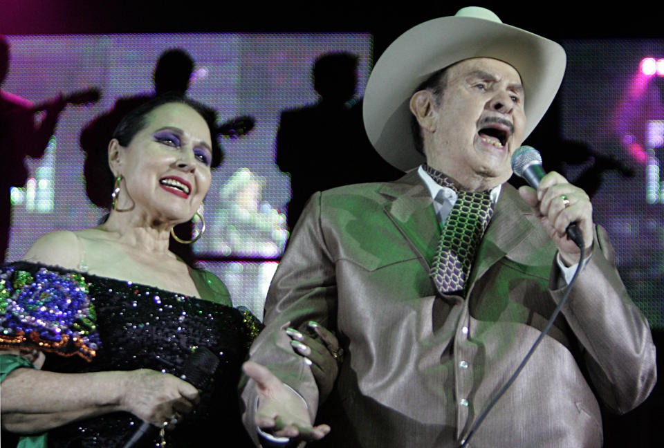 Tribute to Antonio Aguilar, legendary Mexican film/singing star at the Pico Rivera Sports Arena. Antonio Aguilar brought the house down in a duet with wife Flor Silvestre.  (Photo by Lawrence K. Ho/Los Angeles Times via Getty Images)