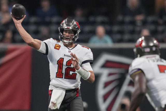 Podcast: Why the Bucs should play their starters in Week 18