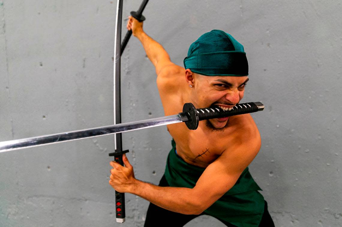 Anthony Ramos cosplays as Roronoa Zoro from the anime “One Piece” during the 2022 Florida Supercon.