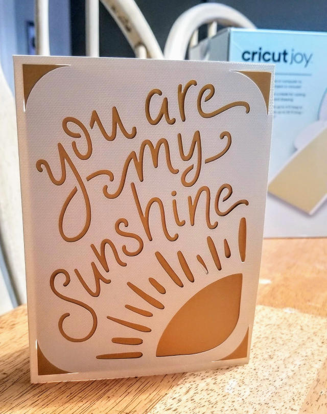 The Cricut Joy is a perfect machine for quarantine crafts