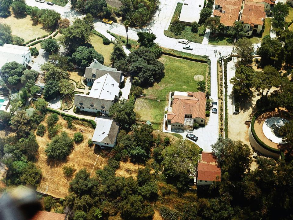 An aerial view of the home of Mr. and Mrs. Leno A. LaBianca, who were found slain on August 10 in the Los Feliz district of Los Angeles, is seen on Aug 13, 1969.
