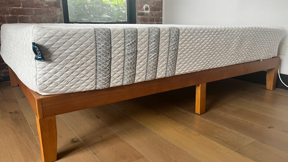 The Leesa Sapira Hybrid Mattress on a bed