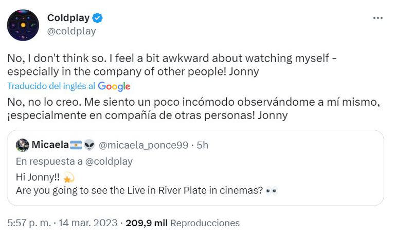 La interacción de Jonny, guitarrista de Coldplay, con su público en Twitter