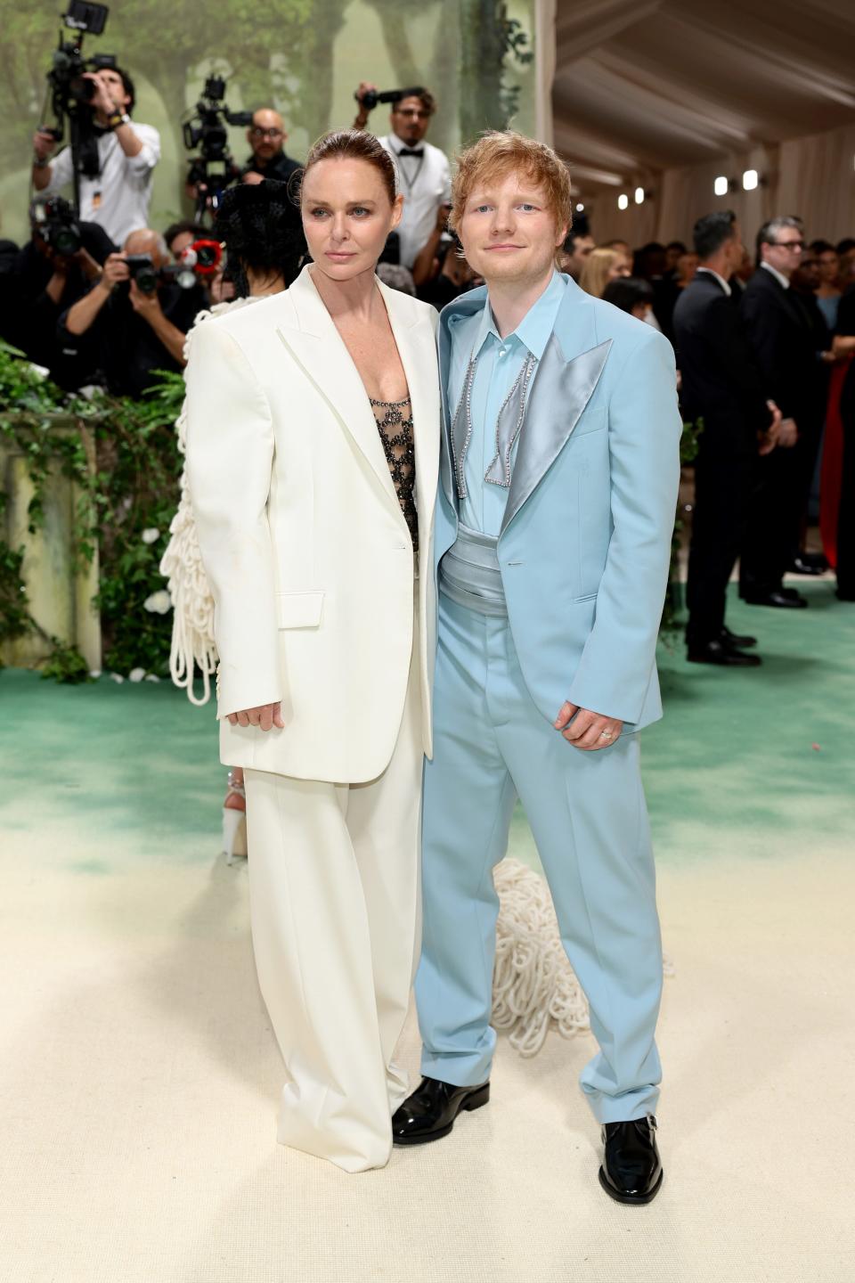 (L-R) Stella McCartney and Ed Sheeran attend The 2024 Met Gala Celebrating "Sleeping Beauties: Reawakening Fashion" at The Metropolitan Museum of Art on May 6, 2024 in New York City.