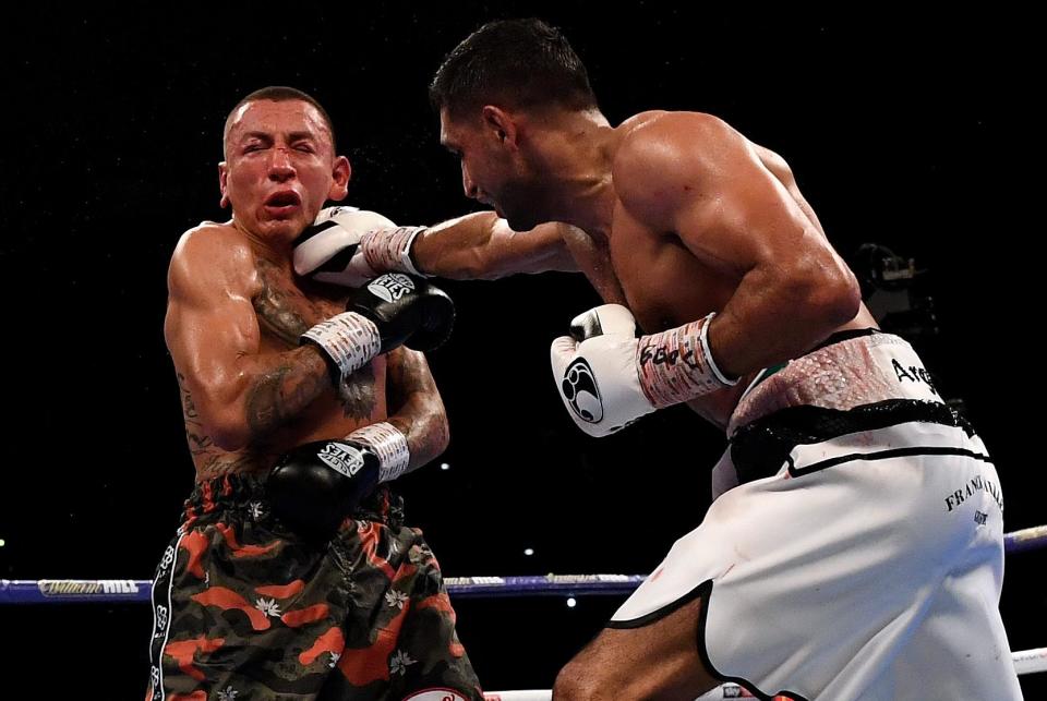 Khan beat Colombia's Samuel Vargas in September. (AFP/Getty Images)