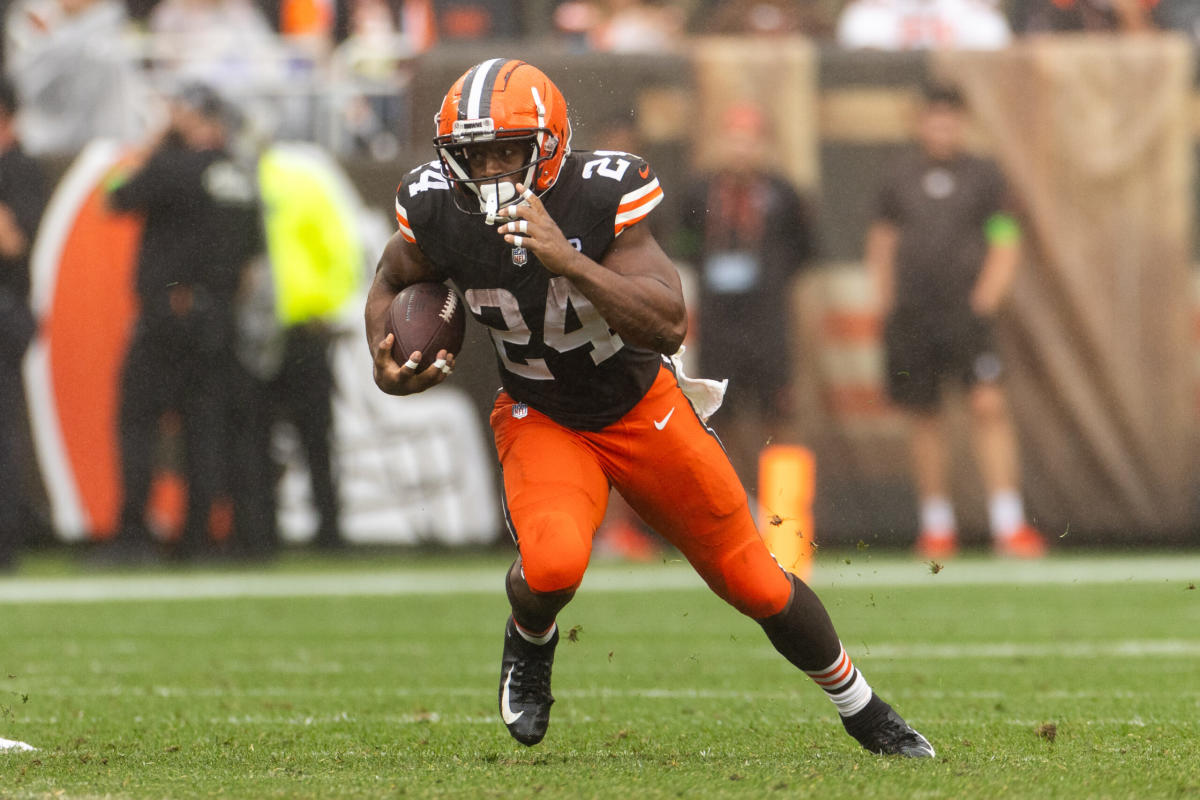 Browns Twitter lets it out after the gruesome injury to Nick Chubb