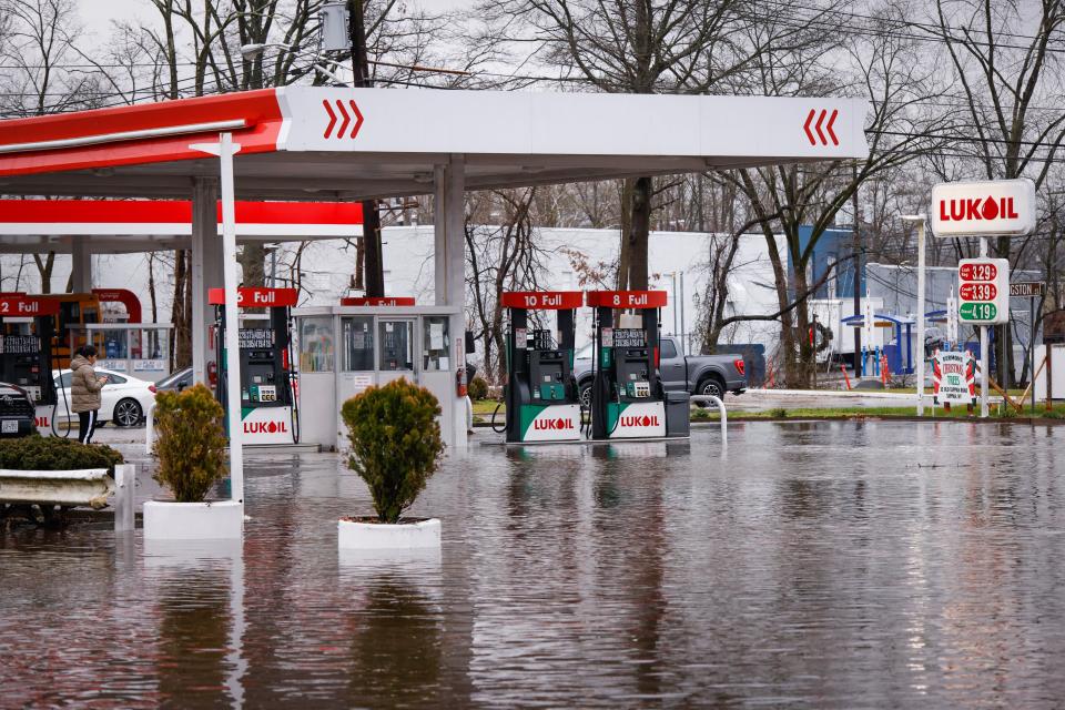 Flood waters surround a gas station in New Jerset after a large rainstorm (Getty Images)