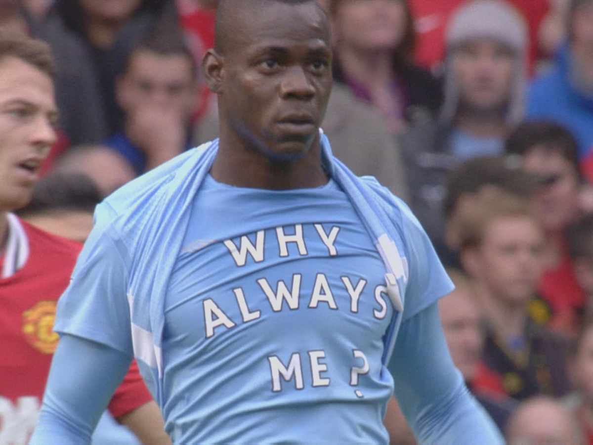 Марио Балотелли why always me. Балотелли Манчестер Сити. Balotelli why always me футболка.