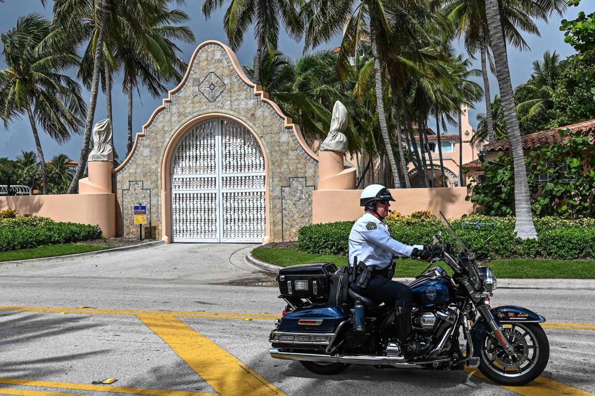 Les États-Unis enquêtent sur une fausse héritière qui s’est infiltrée dans la station balnéaire de Trump à Mar-a-Lago