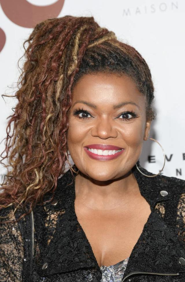 yvette nicole brown natural hair