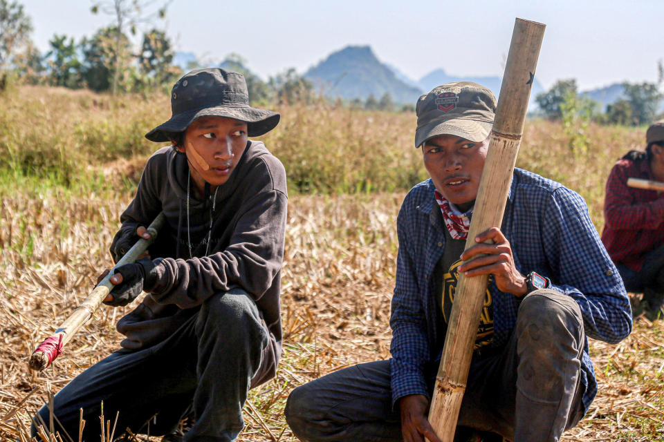 Members of the People's Defence forces from the 101 Company ( Kaung Zaw Hein / SOPA via Getty Images file)