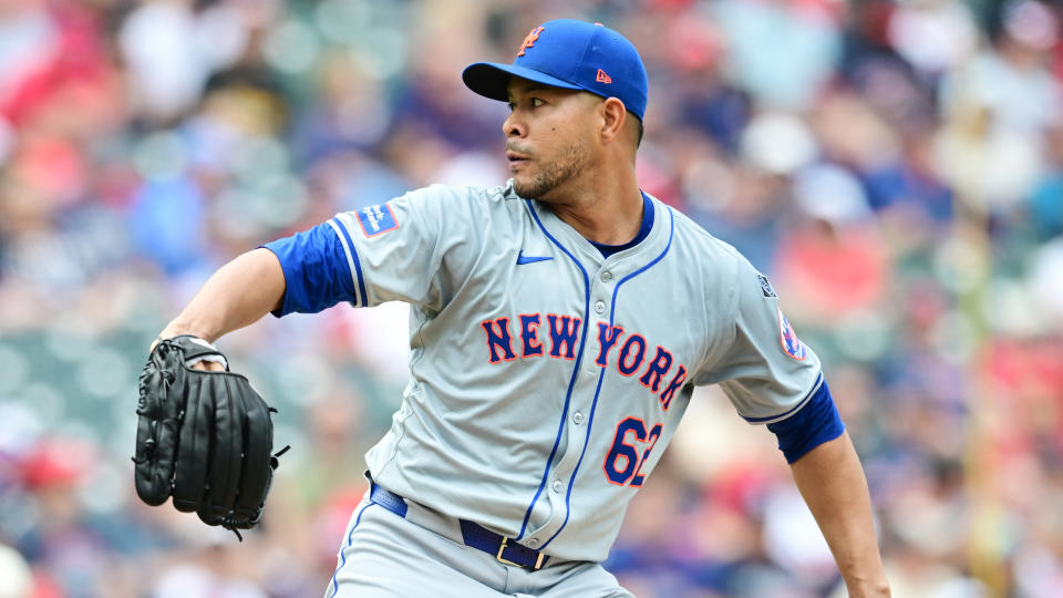 May 22, 2024; Cleveland, Ohio, USA; New York Mets starting pitcher Jose Quintana (62) throws a pitch during the first inning against the Cleveland Guardians at Progressive Field. 