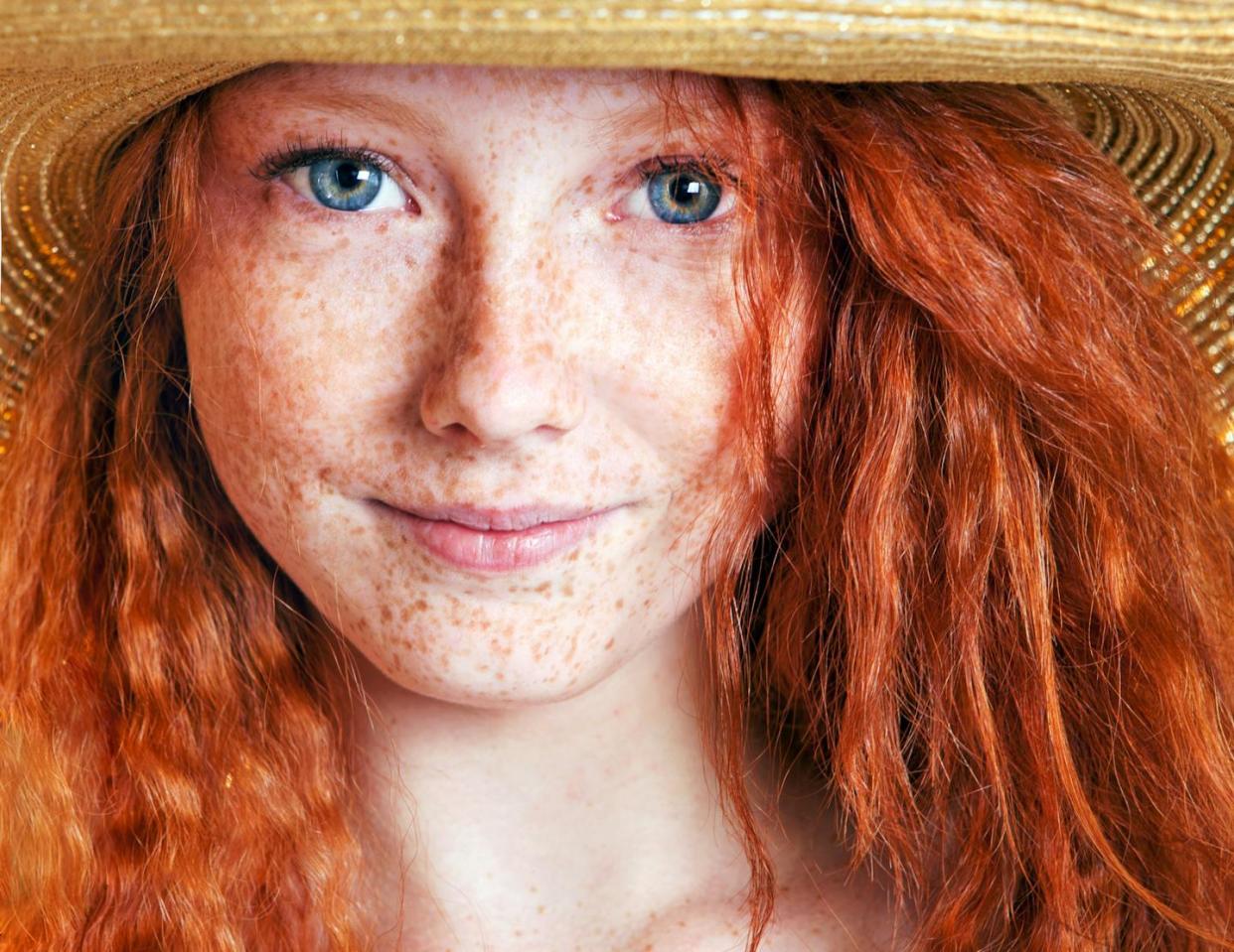 <a href="https://www.shutterstock.com/es/image-photo/summer-portrait-beautiful-freckled-young-woman-114230827" rel="nofollow noopener" target="_blank" data-ylk="slk:NinaMalyna / Shutterstock;elm:context_link;itc:0;sec:content-canvas" class="link ">NinaMalyna / Shutterstock</a>