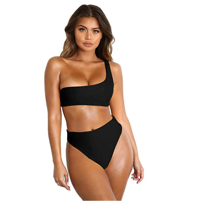 Available in sizes S to XL. <strong><a href="https://www.amazon.com/CinShein-Womens-Shoulder-Waisted-Swimsuits/dp/B07L1T4MP3?tag=thehuffingtonp-20" target="_blank" rel="noopener noreferrer">Get it on Amazon</a></strong>.&nbsp;