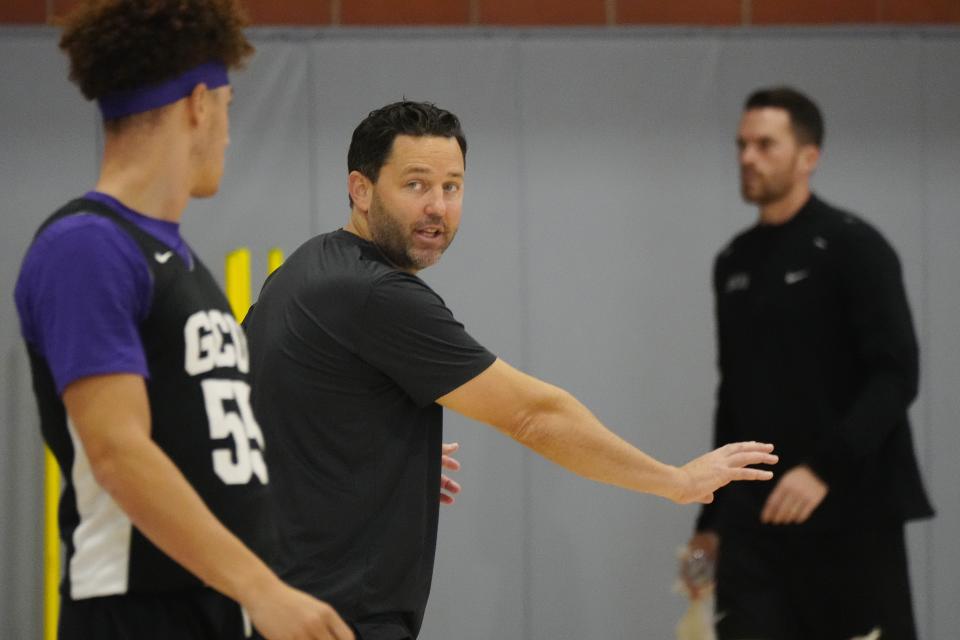 September 27, 2022; Phoenix, Ariz; USA; GCU head coach Bryce Drew instructs players during a practice at GCUs practice court. Mandatory Credit: Patrick Breen-Arizona Republic