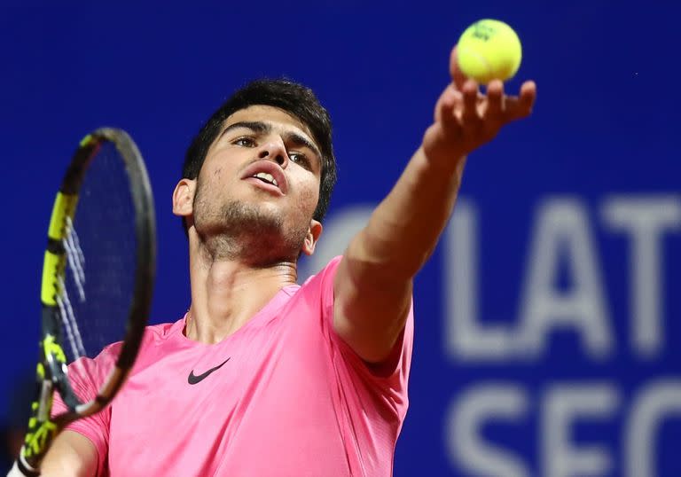 Carlos Alcaraz, actual número dos del ranking ATP, regresó al tour luego de casi cuatro meses de inactividad; en los octavos de final del Argentina Open venció a Laslo Djere